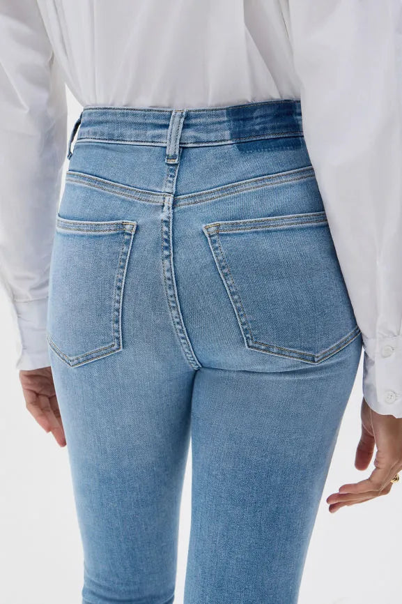 High Rise Skinny Jean