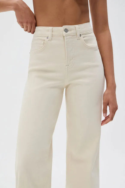 High Rise Wide Leg Jean