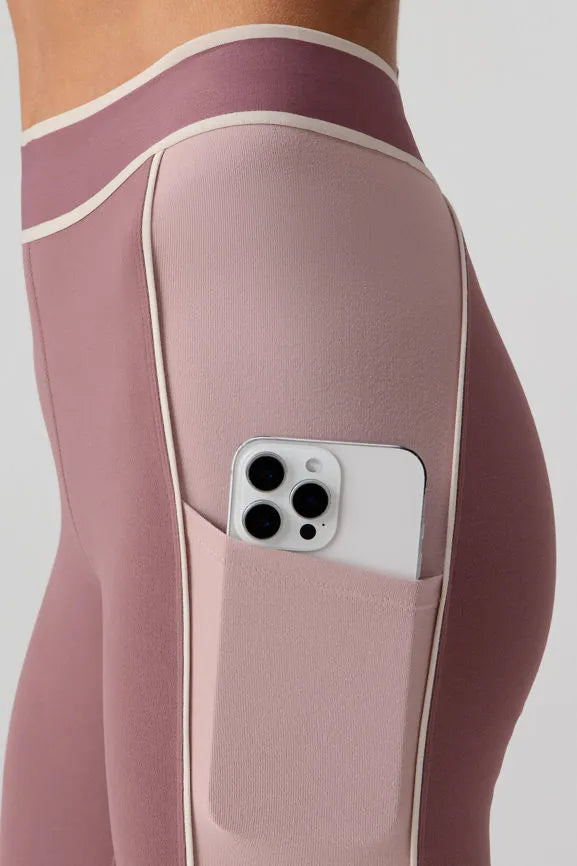 On-The-Go PowerHold® High-Waisted Legging
