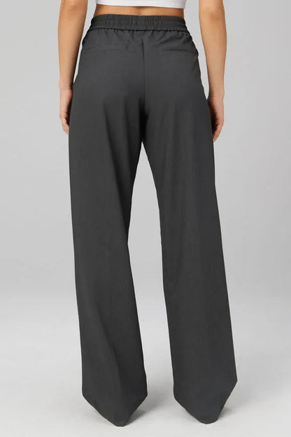 Foundation Mid Rise Pull-On Trouser