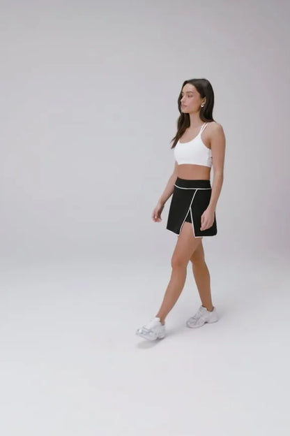 On-The-Go Classic Mini Skirt